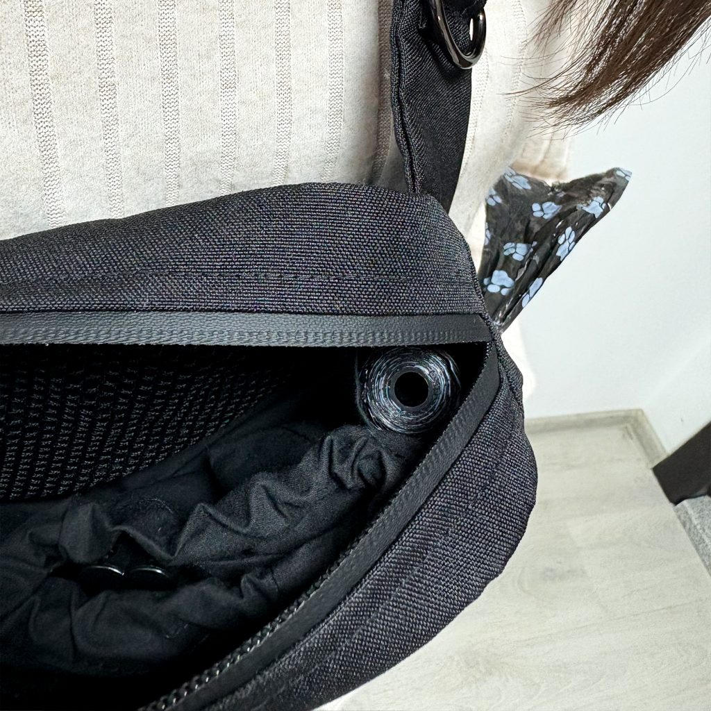 Водоустойчива чанта за кучешки разходки